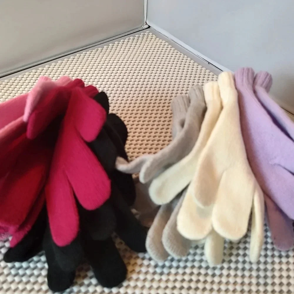 Wonder Nation Kids Gloves 6 Pairs Stretchable, one size